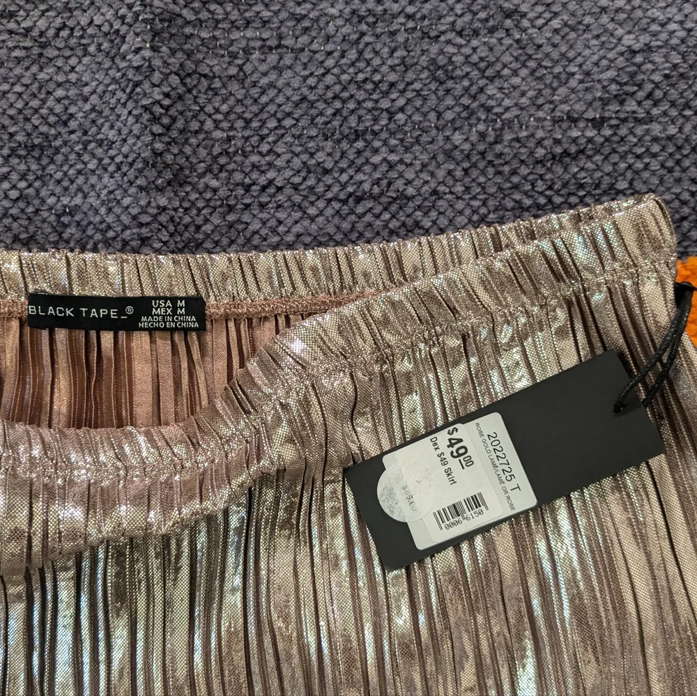 NWT $65 Black Tape_ Rose Gold Foil Mini Skirt Multi Szs (Small, Medium, Large)